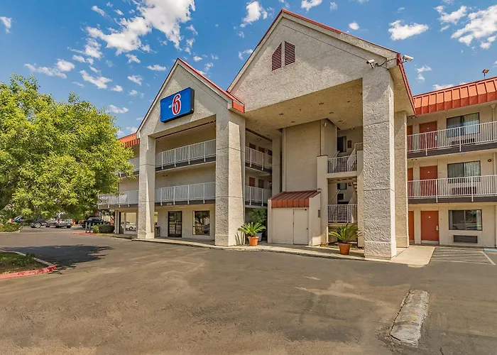 Motel 6-Fresno, Ca - Yosemite Hwy