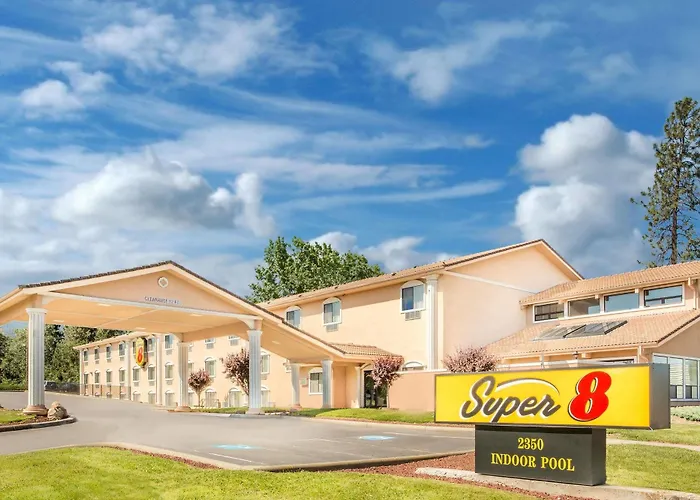 Super 8 By Wyndham Ashland Motel