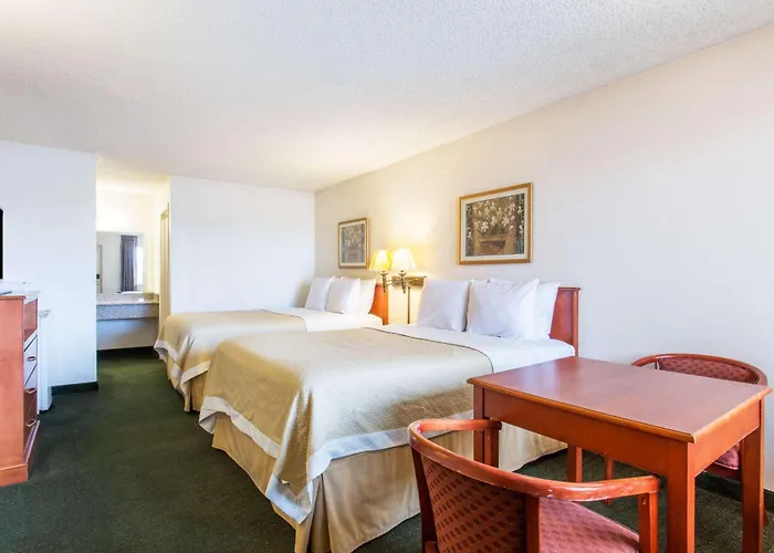 Travel Inn - Mesa