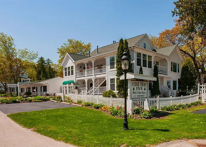 Cedar Court Inn Fish Creek