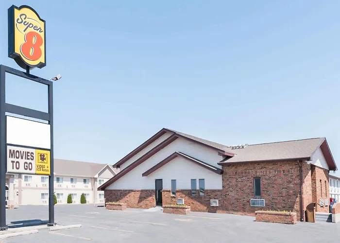 Super 8 By Wyndham Glendive