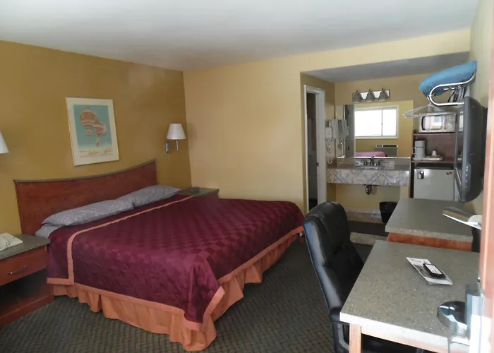 Trails Motel Lone Pine