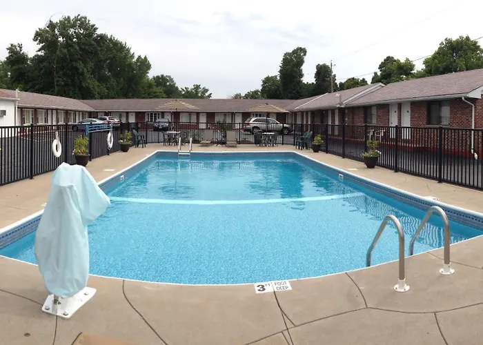 Moonlite Motel