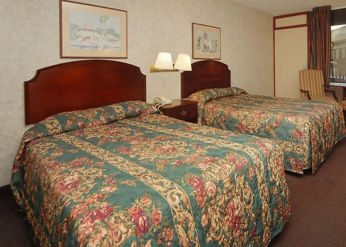 Carefree Inn Martinsburg