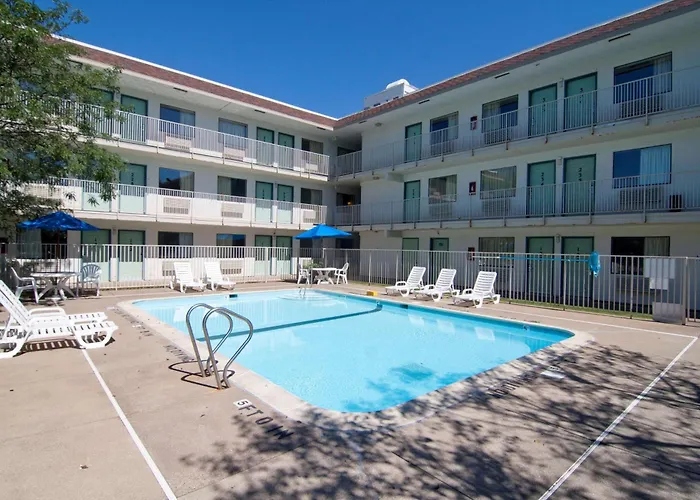 Motel 6-Roseville, Mn - Minneapolis North