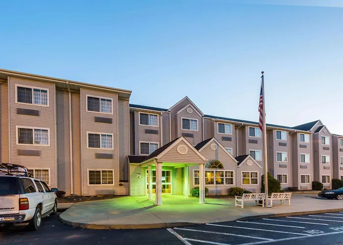 Microtel Inn & Suites By Wyndham Hillsborough
