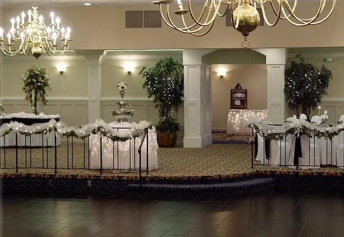 Point Plaza Suites At City Center