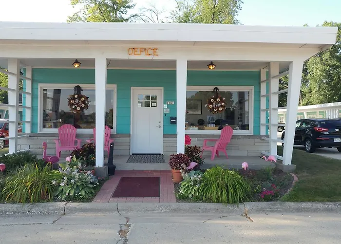 Motel 57 Sturgeon Bay