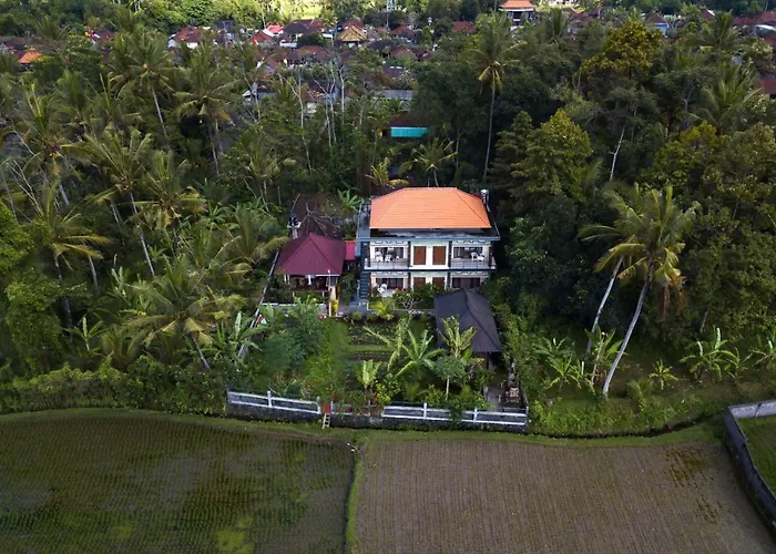 Demank Hidden Guesthouse