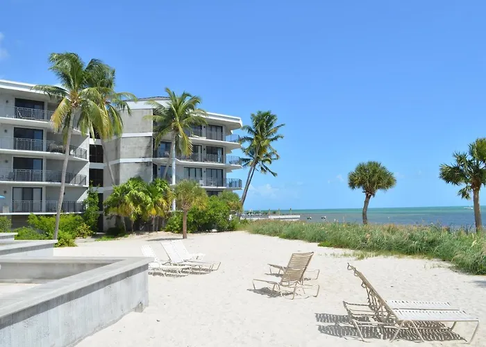 1800 Atlantic Suites Key West