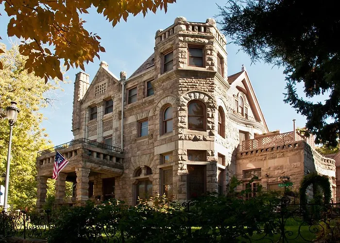 Castle Marne Bed & Breakfast Denver