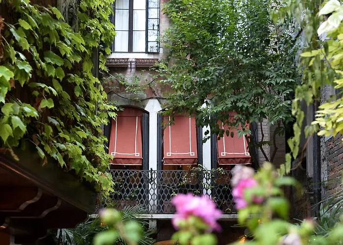 Hotel Flora - By Romanelli Family Venice