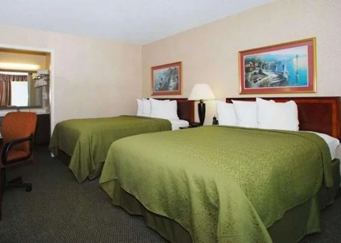 Rodeway Inn Conference Center
