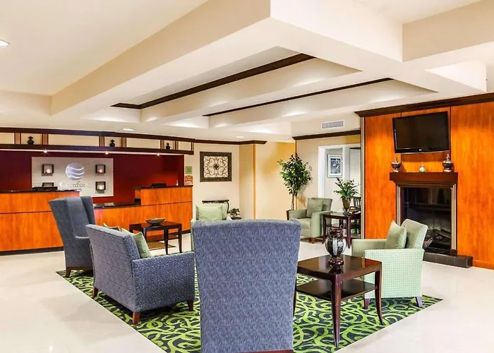 Comfort Inn Kansas City / Airport