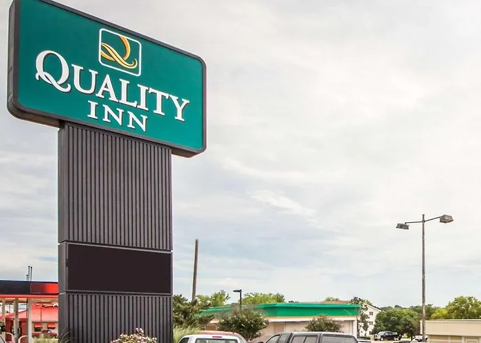 Quality Inn Ponca City Route 77