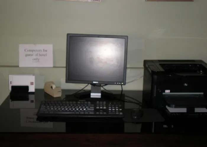 Quality Suites Central Colorado Springs