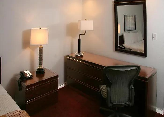 Hotel Allandale