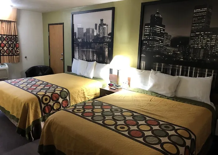 Super 8 By Wyndham Salem