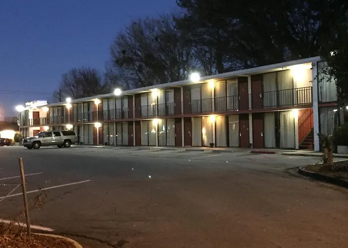 Cheshire Motor Inn