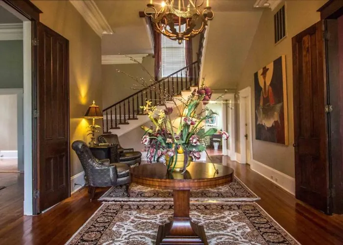 Clark House Inn