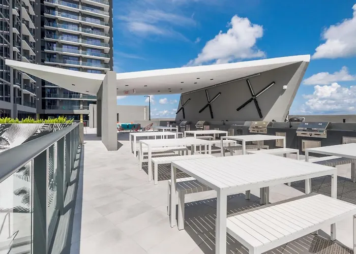 The Guild Downtown Miami Aparthotel
