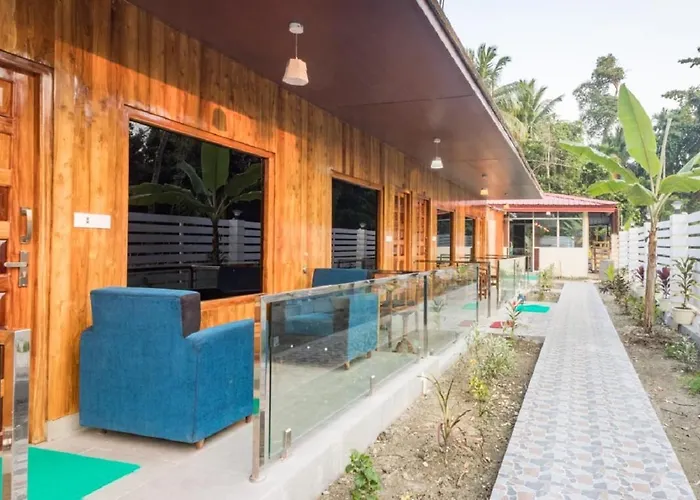 Golden Pebble Hotel Govind Nagar