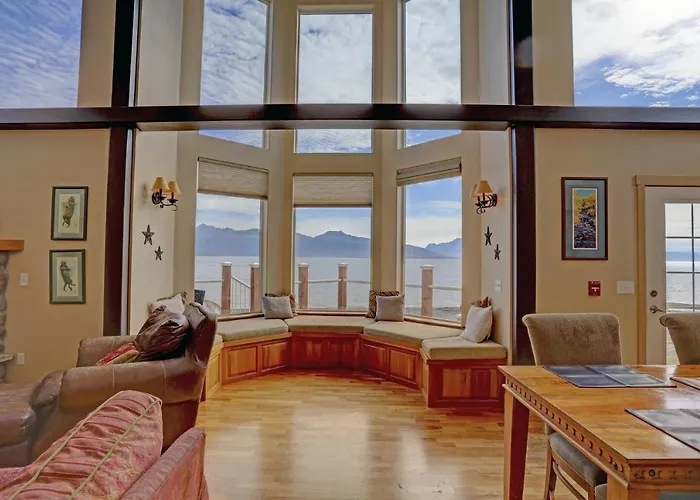 Otter Beach Lodges