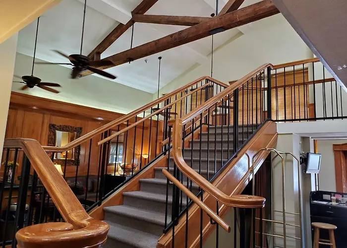 Governors Inn Hotel