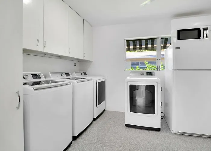 The Gondolier Inn