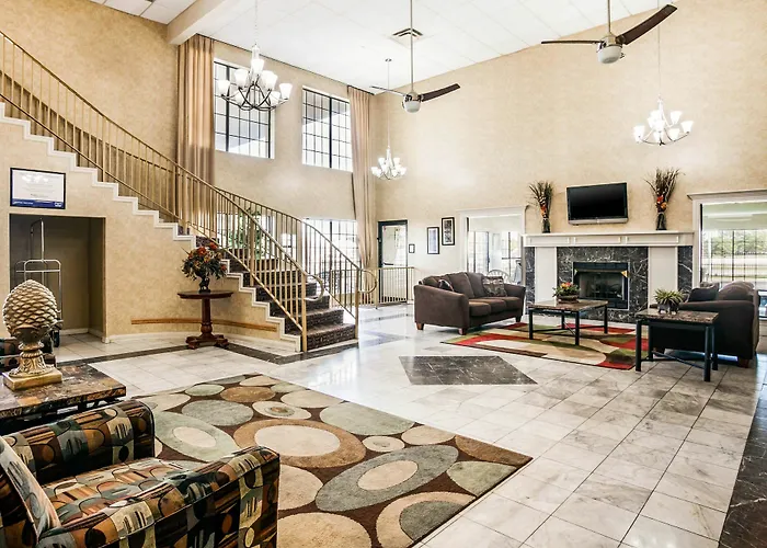Rodeway Inn & Suites East Interstate 44 Tulsa