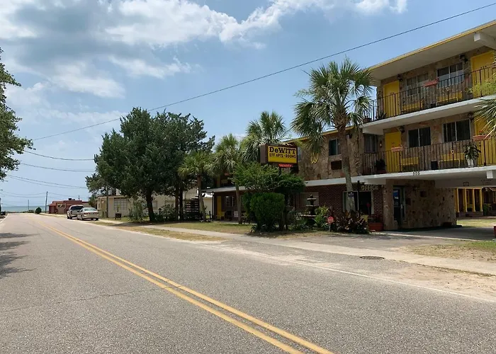Dewitt Rooms & Cottages Atlantic Beach