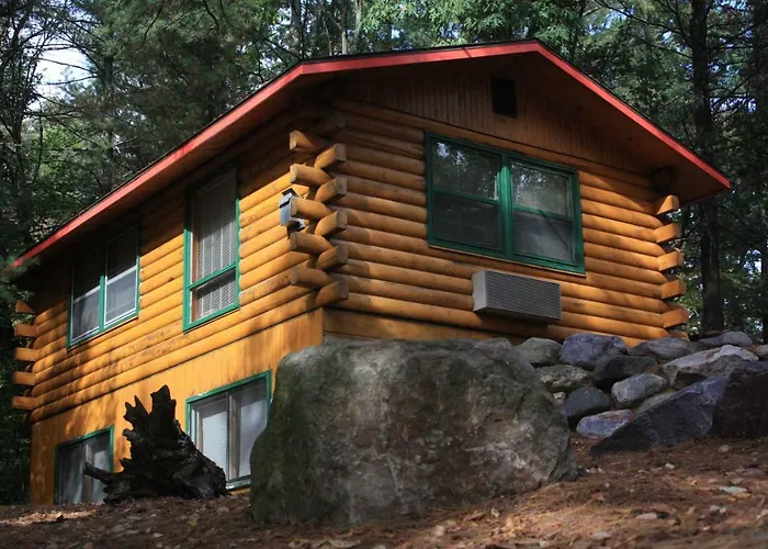 Log Cabins At Meadowbrook Resort Wisconsin Dells