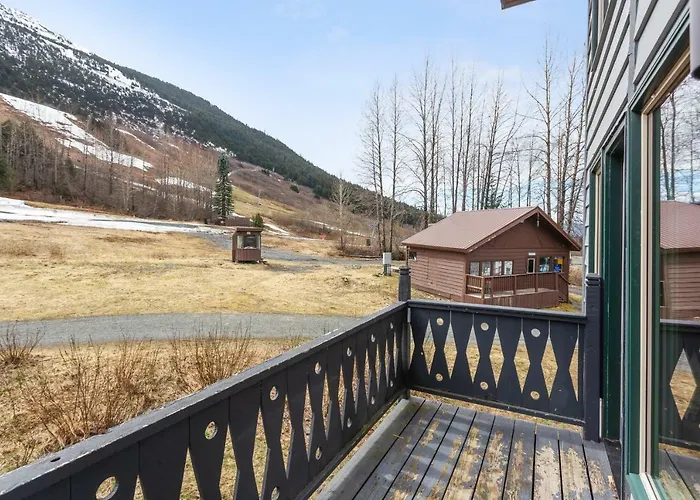 East Condo #222 Girdwood