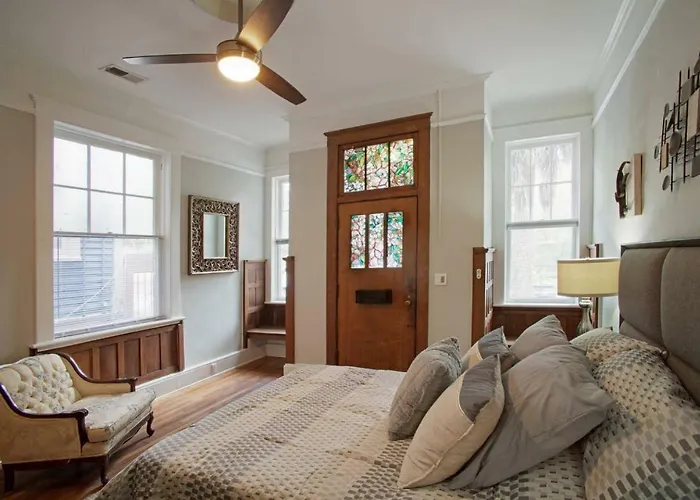 101 E Waldburg - Cozy Cottage Just Off Of Forsyth Park Savannah