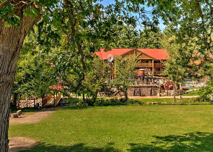 Log Cabins At Meadowbrook Resort Wisconsin Dells