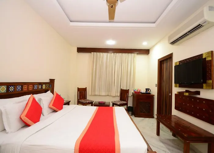 The Jal Mahal Hotel Jaipur