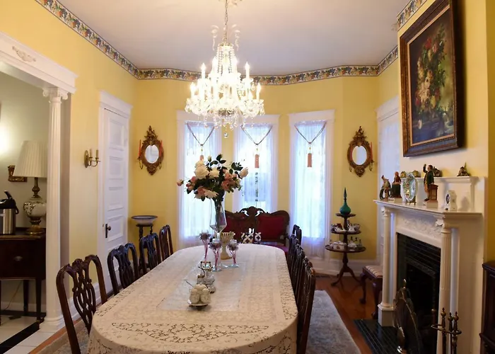 Berkeley House Bed & Breakfast Staunton