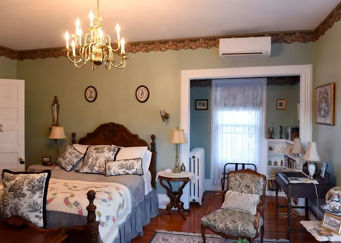 Berkeley House Bed & Breakfast Staunton