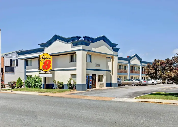 Super 8 By Wyndham Newark De Hotel