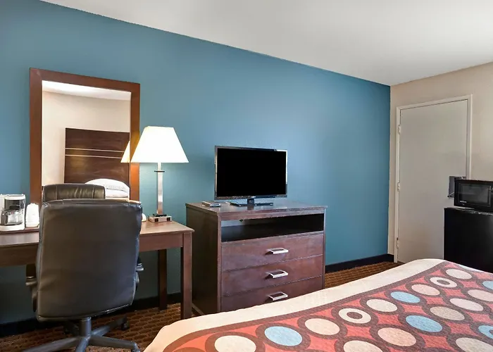 Super 8 By Wyndham Newark De Hotel