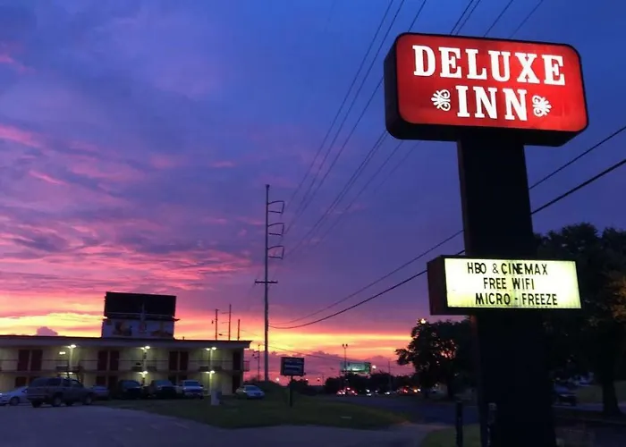 Deluxe Inn Natchez