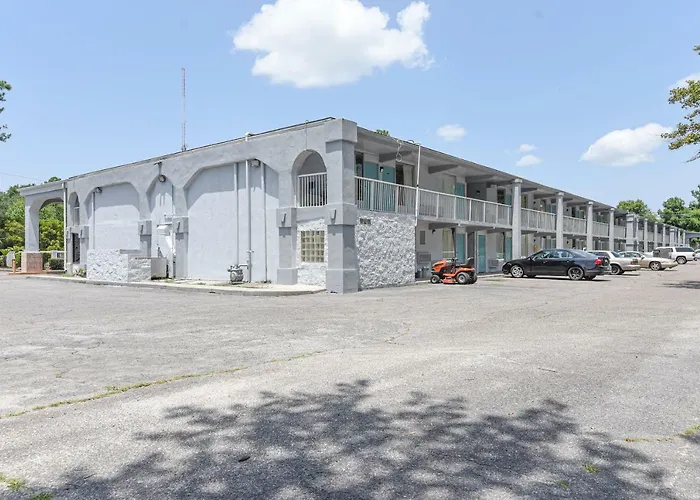 Hotel Valdosta Ga I-75 & Us-221 N Hwy