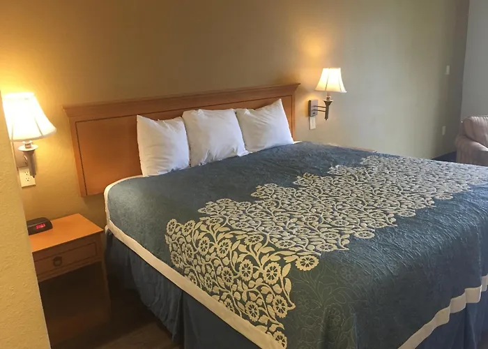 Days Inn By Wyndham Hattiesburg Ms