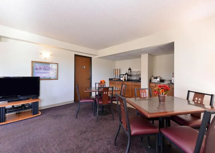 Executive Plus Inn And Suites Elk City