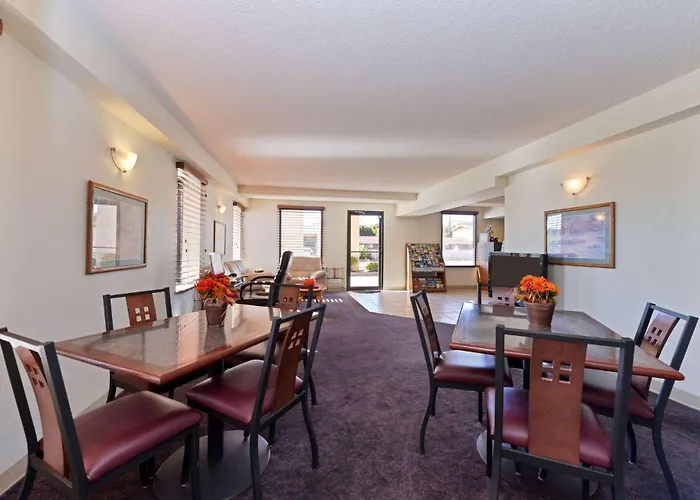 Executive Plus Inn And Suites Elk City
