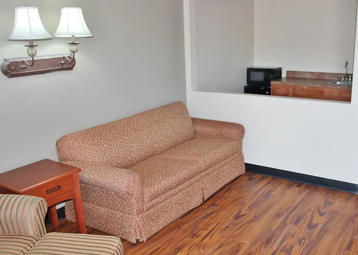 Rodeway Inn & Suites Columbia