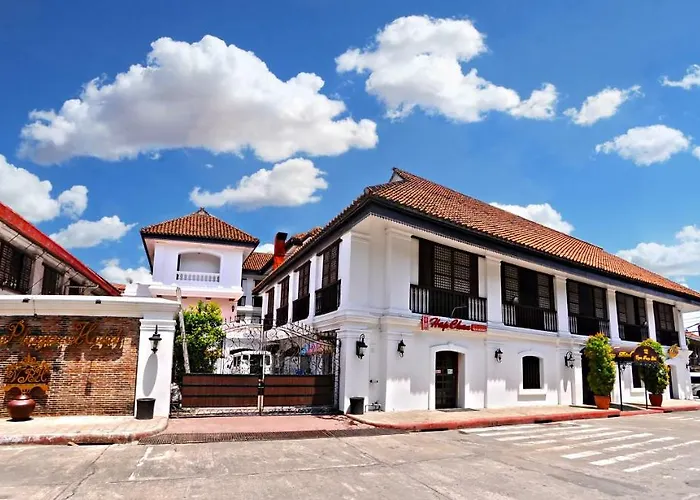 Vigan Plaza Hotel