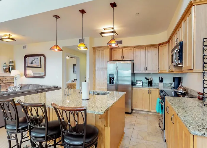 Seasons 331 - Penthouse Apartment Sandpoint