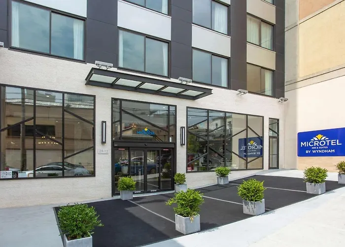 Microtel Inn By Wyndham Long Island City New York