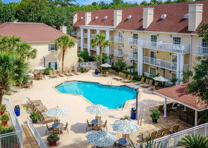 Palmera Inn And Suites Hilton Head Island
